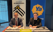 Plañvour labelaet Ya d'ar brezhoneg 03 ha gant live 4 ar garta